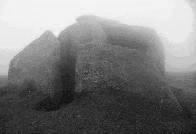 Zennor Quoit chambered tomb, Cornwall, photographed in June 1991 (57 KB)