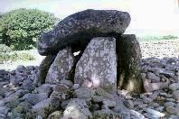 Dyffryn Ardudwy chambered cairn, Gwynedd, photographed in July 1987 (141 KB)